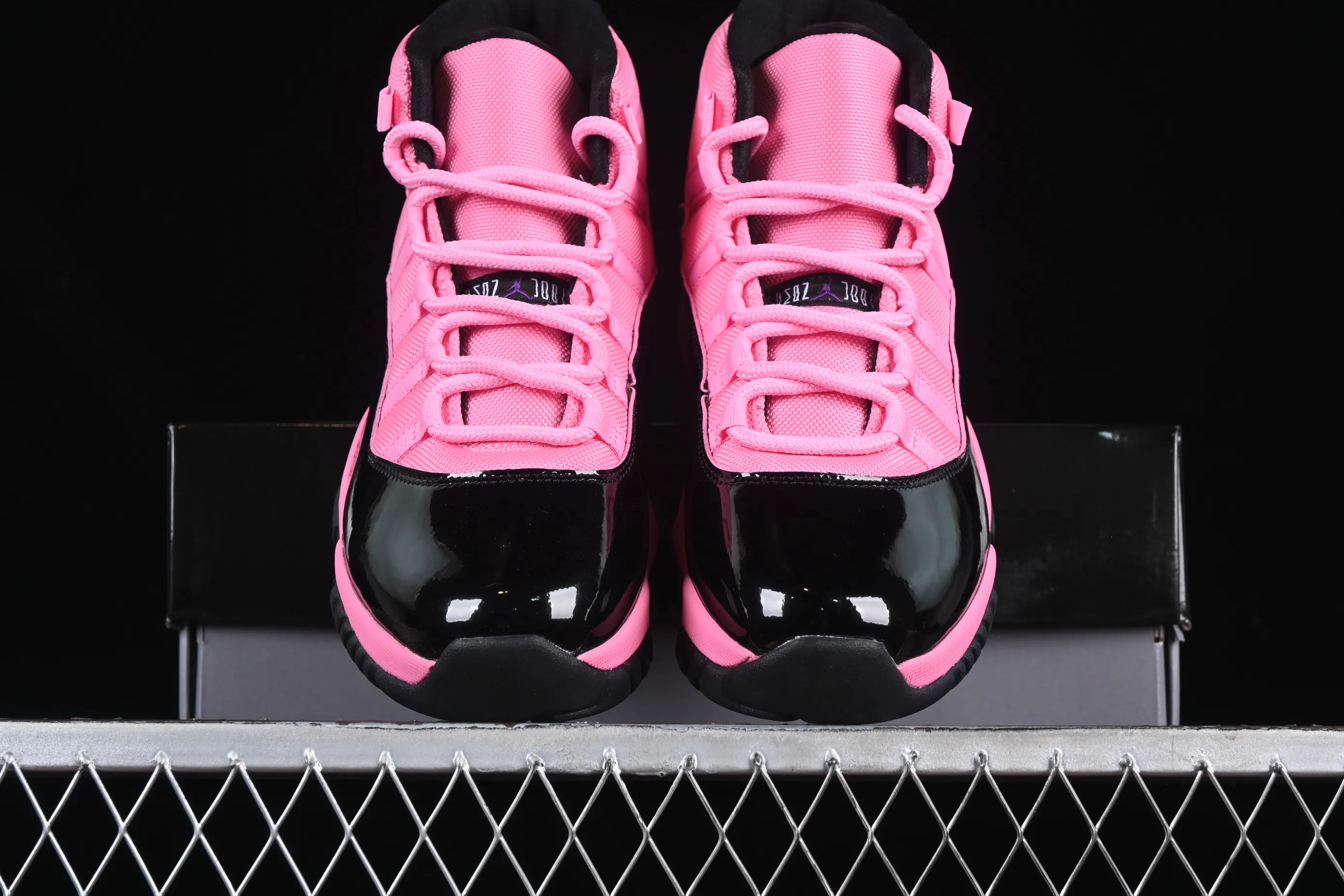 All categories Air Jordan Jordan series basketball shoes Air Jordan 11 Air Jordan 11 Retro AJ11 Joe 11 black powder high-top basketball shoes CT8012-500